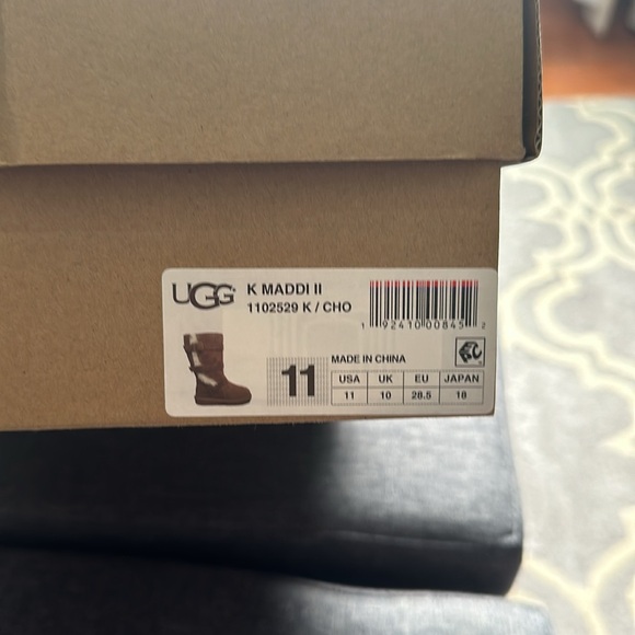 Ugg boots - Picture 6 of 9